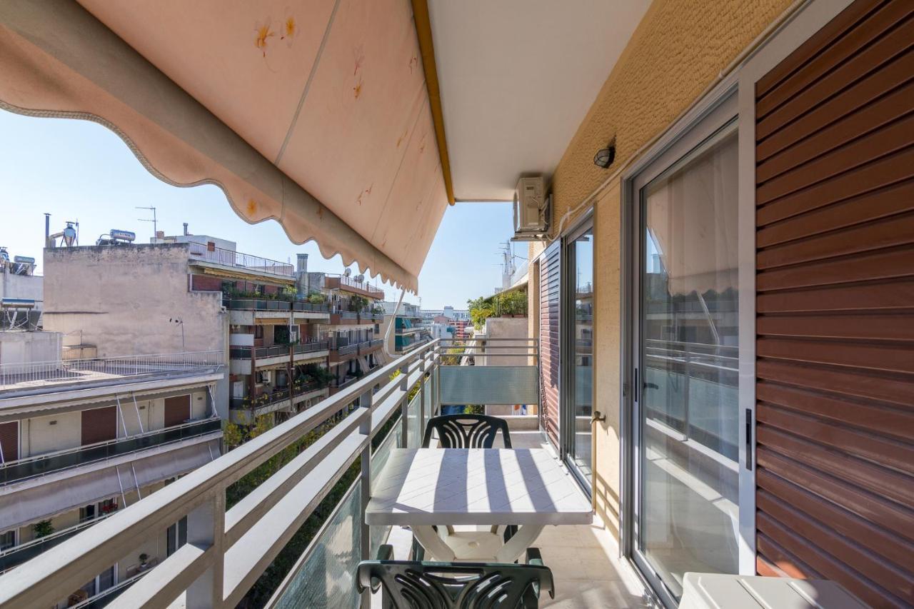 Spacious And Modern Flat For 4 Athens Luaran gambar