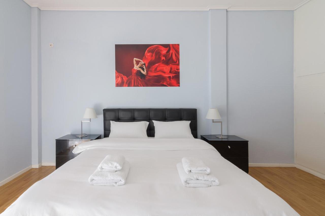 Spacious And Modern Flat For 4 Athens Luaran gambar
