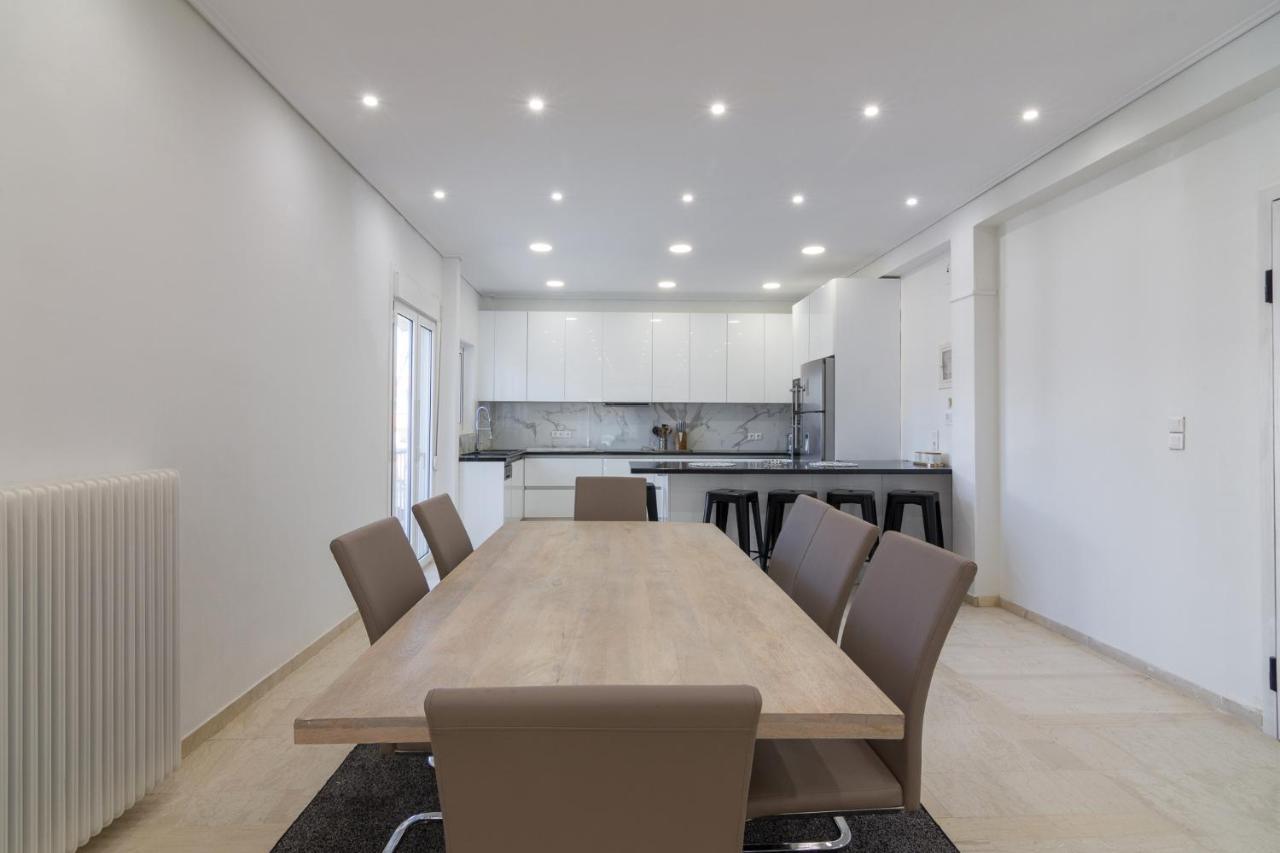 Spacious And Modern Flat For 4 Athens Luaran gambar