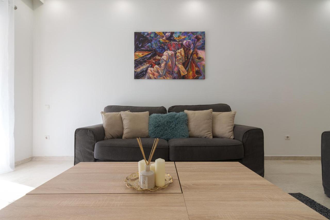 Spacious And Modern Flat For 4 Athens Luaran gambar